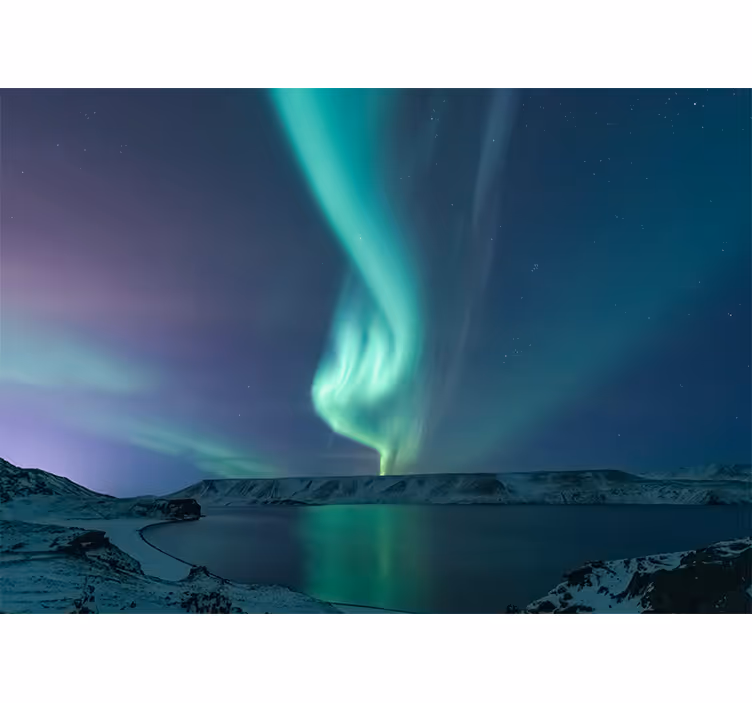 Bedroom roller blind amazing northern lights over island - TenStickers