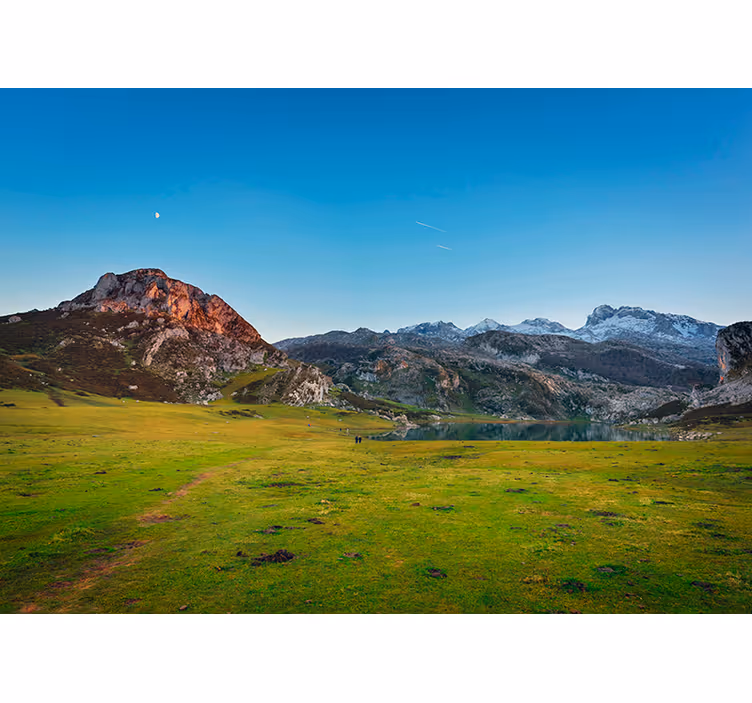 Picos of Europe Mountain wall mural - TenStickers