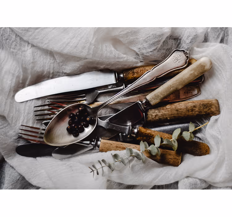 Vintage Utensils Ensemble kitchen mural - TenStickers