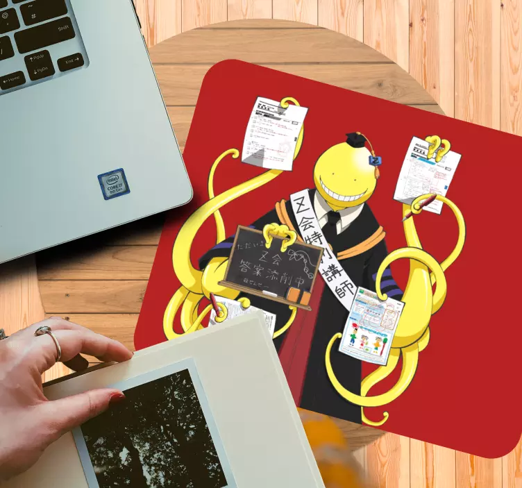 Yellow strange monster anime mousepad - TenStickers