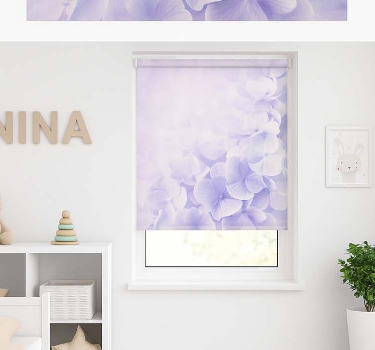 Soft hazy hydrangeas children room roller blind - TenStickers