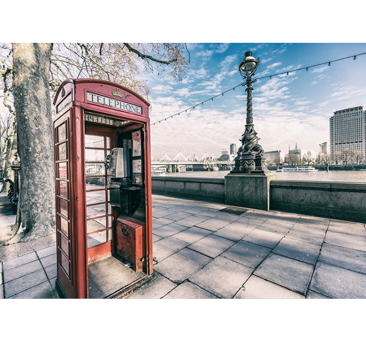 Red telephone box London Wall Mural - TenStickers