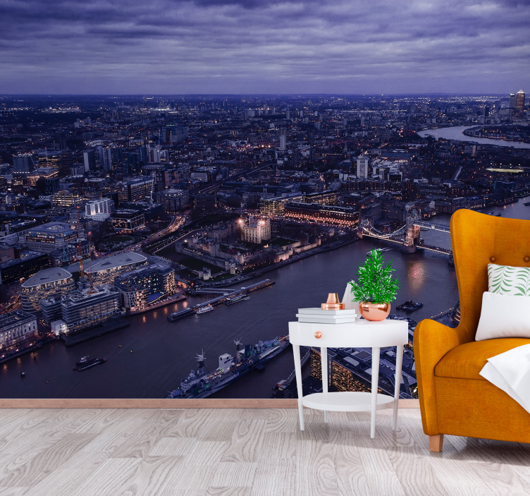 London views at evening wall mural London - TenStickers