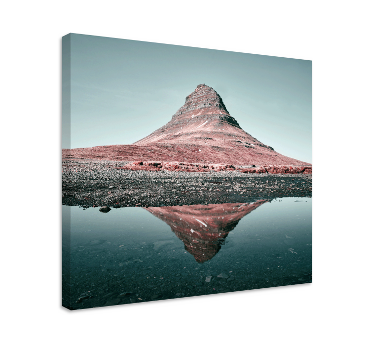 Landscape canvas kirkjufell mountain reflection - TenStickers