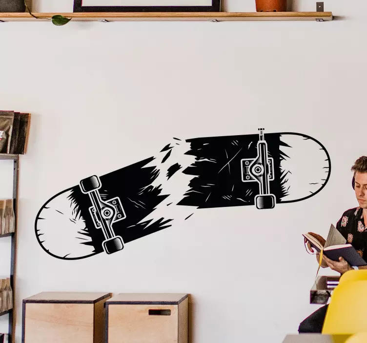 Broken Skate wall sticker - TenStickers
