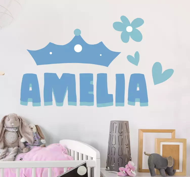 Crown with heart and name kid's sticker - TenStickers