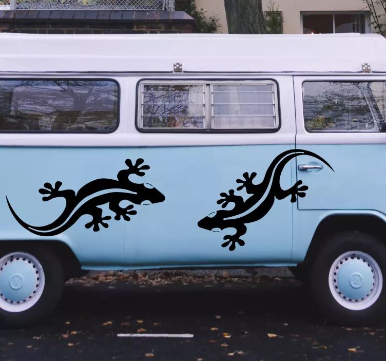 Lizard Silhouette campervan decal - TenStickers