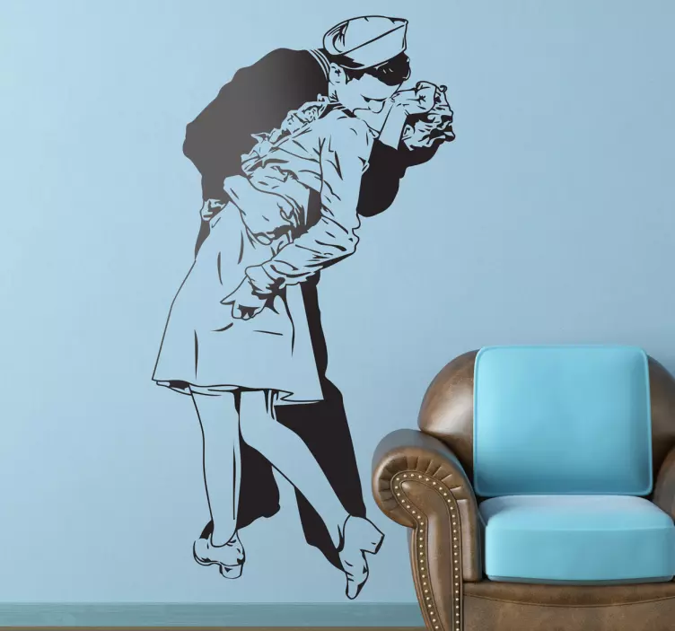 New York Sailor Kiss Wall Sticker - TenStickers