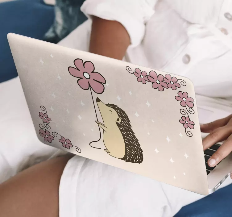 Porcupine and daisy laptop sticker - TenStickers