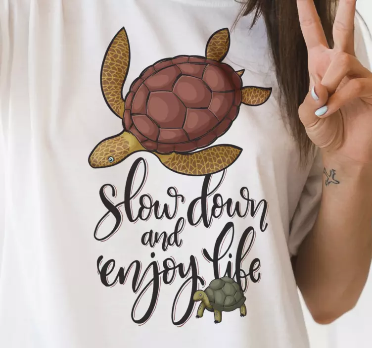 Variety of turtles t-shirt - TenStickers