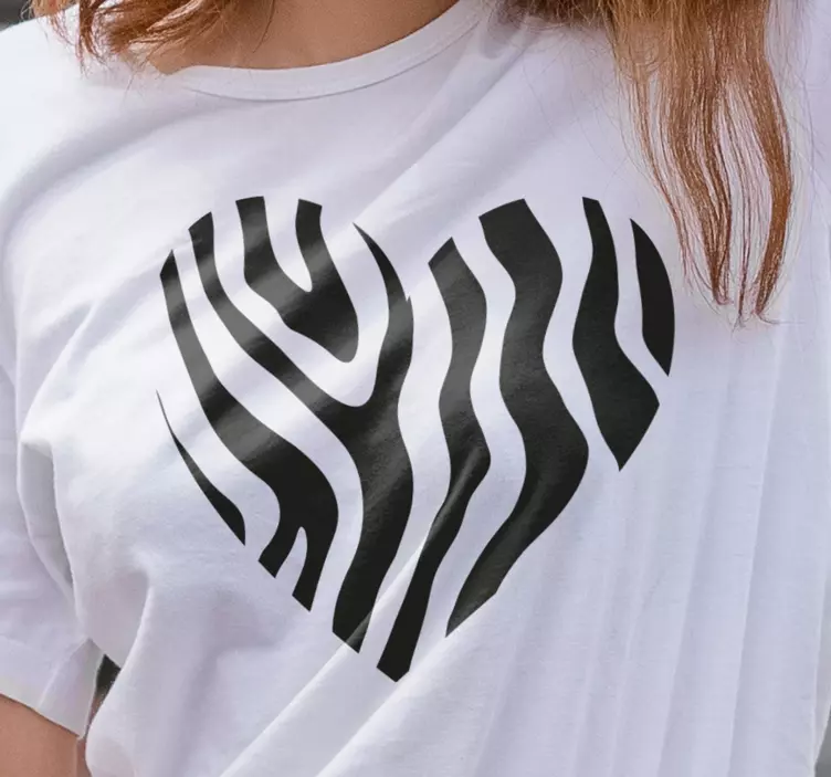 Zebra Print Heart T-Shirt - TenStickers