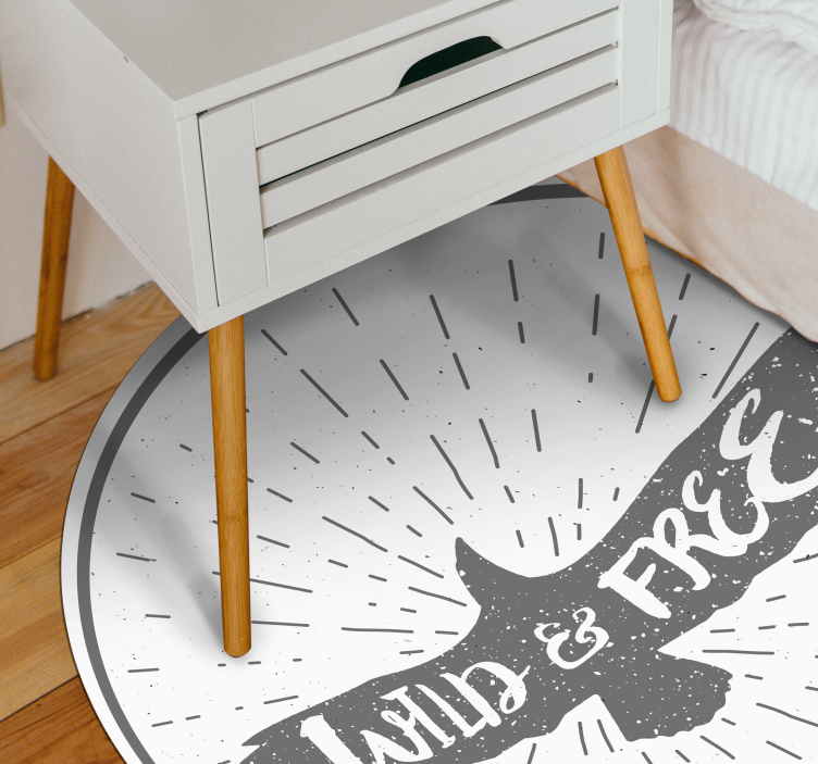 Wild and free animal vinyl rug - TenStickers